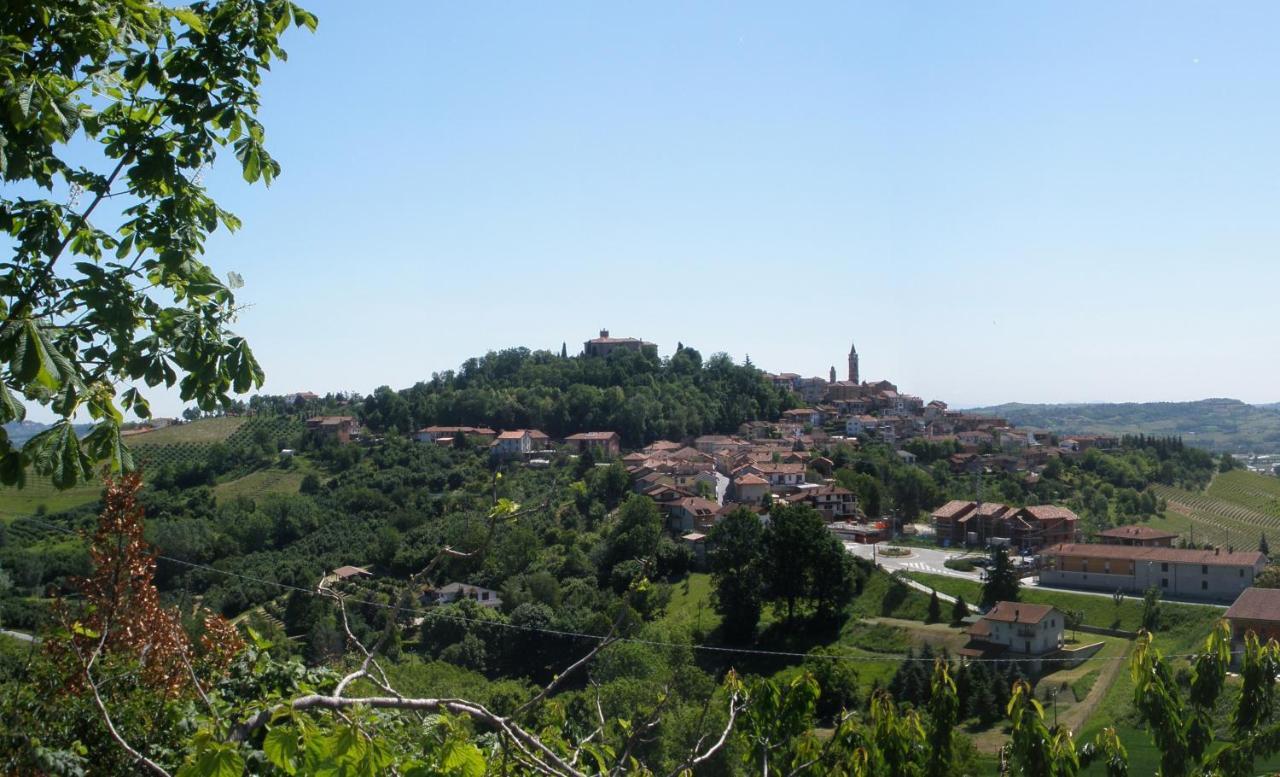 Agriturismo Monbertola Govone Bagian luar foto